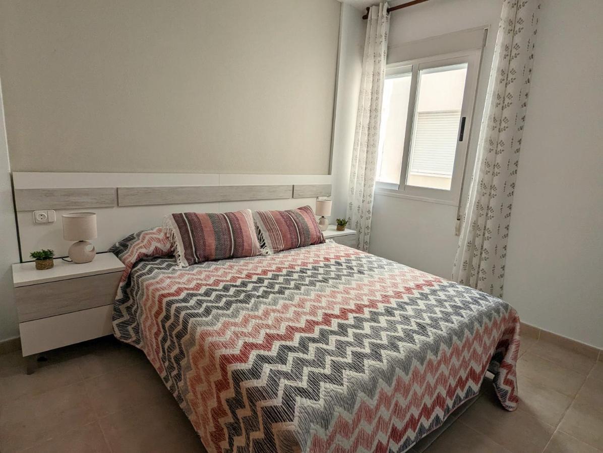 Los Alcázares Apartamento Las Palmeras - Con Terraza, Barbacoa, Aire Acondicionado Y A 250M De La Playa! מראה חיצוני תמונה